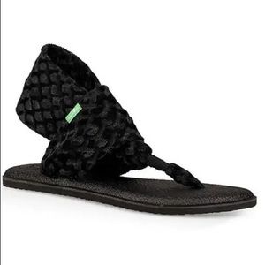 Sanuk Yoga Sling 2 Black Velvet Size 8